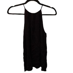 High neck flowy tank 🖤